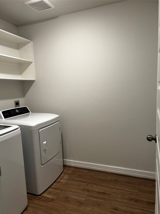 Building Photo - 5336 Latigo Ct