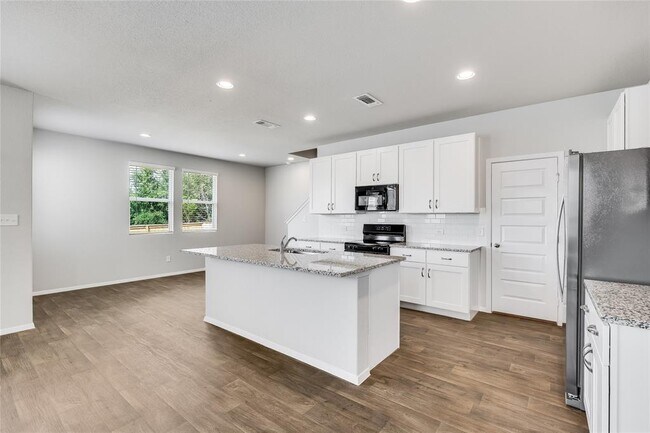 Building Photo - 2617 Paragon Fox Dr