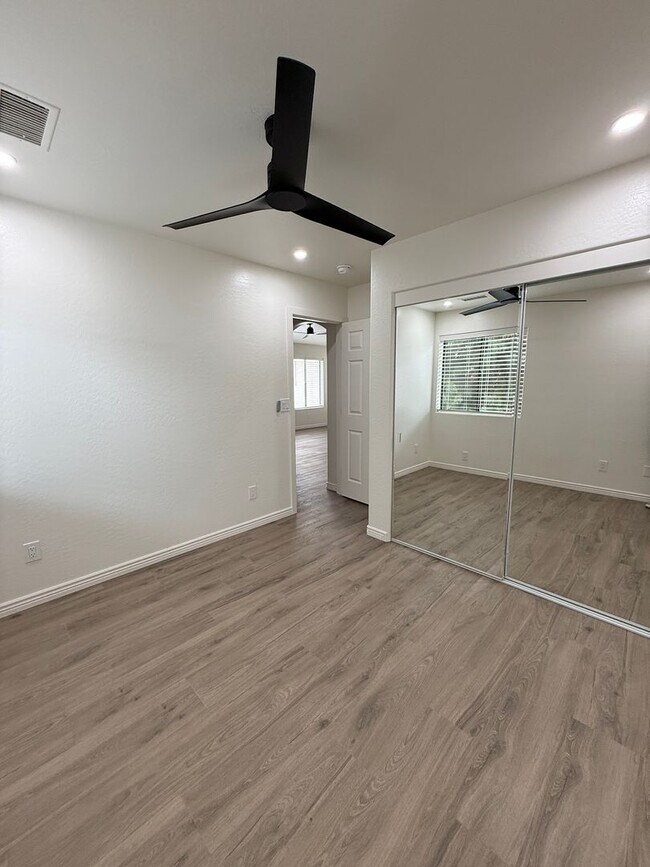 Building Photo - 3866 E Teri Ct