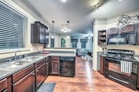 Building Photo - Katy Living: Up to $2,000 Off Select Homes!
