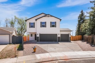 Building Photo - Contemporary 3BR with Garage, Yard & Designer Finishes