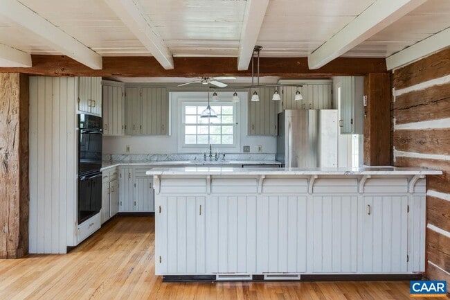 Building Photo - 1522 Oak Hill Ln