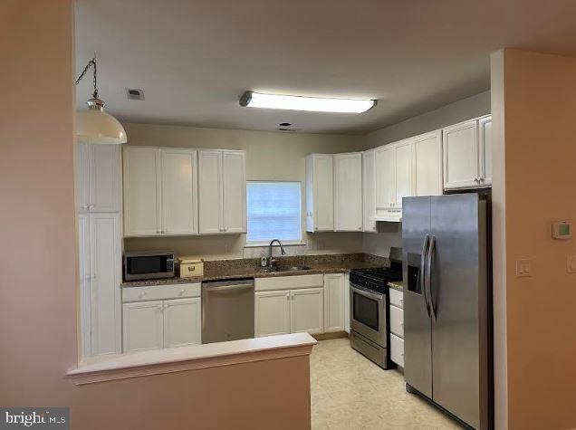 Building Photo - 35 Versailles Blvd