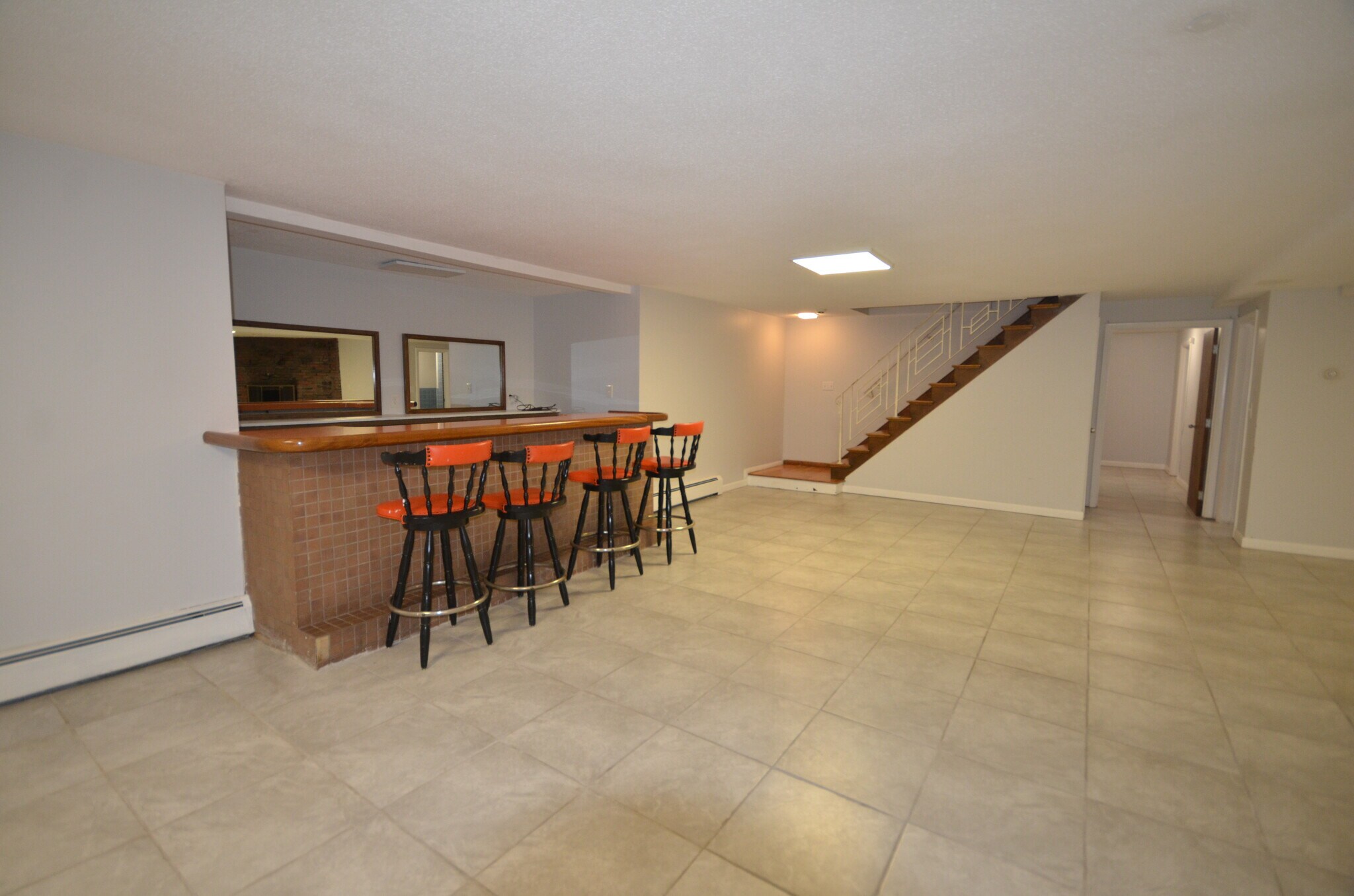Building Photo - 20 Mossdale Rd