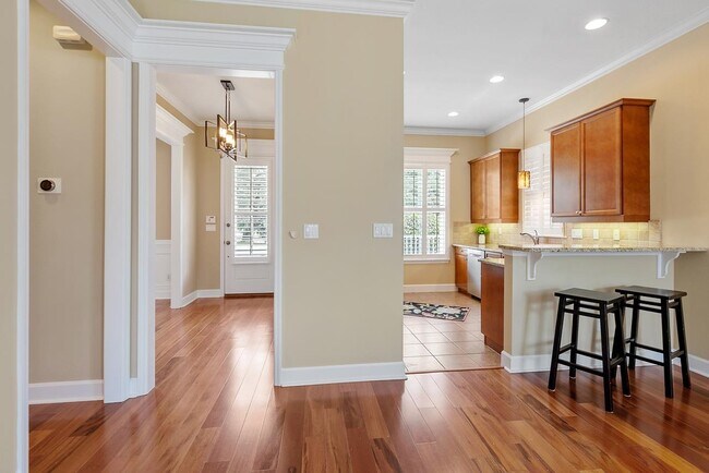 Building Photo - 4244 Grove Park Dr