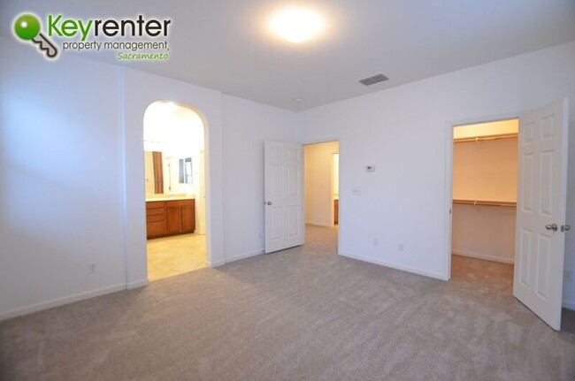 Building Photo - 3157 Lea Sterling Way