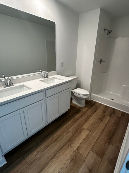 Building Photo - 5898 Tyndall Pkwy