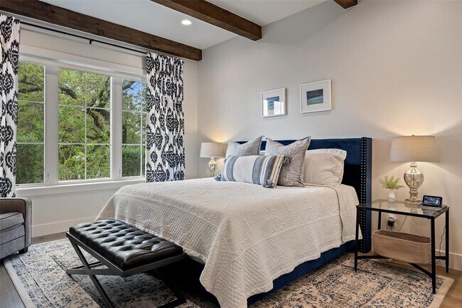 Building Photo - 19601 Flying J Blvd