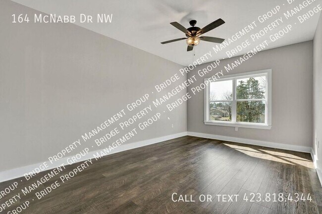 Building Photo - 164 McNabb Dr