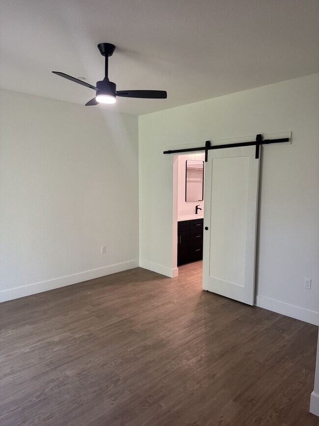 Building Photo - Brand New Build on Old Alturas - ALL Electric with City of Redding Solar!