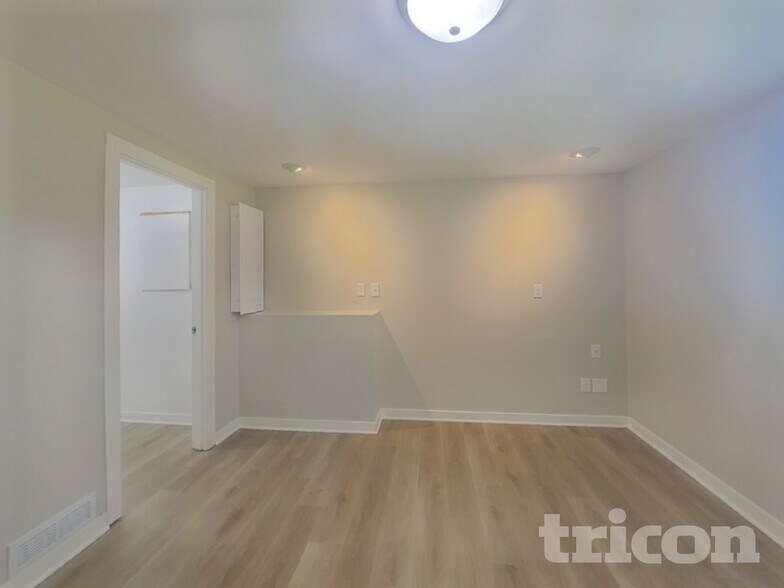 Building Photo - 13548 Dan Patch Dr