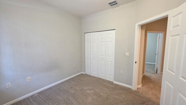 Building Photo - 2565 Langrove Ln SW