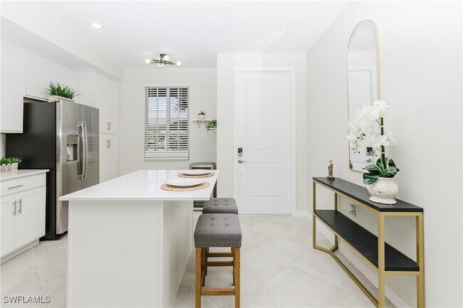 Primary Photo - 5583 Double Eagle Cir