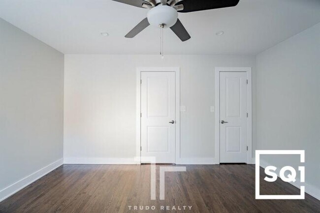 Building Photo - 2 bedroom in Chicago IL 60626