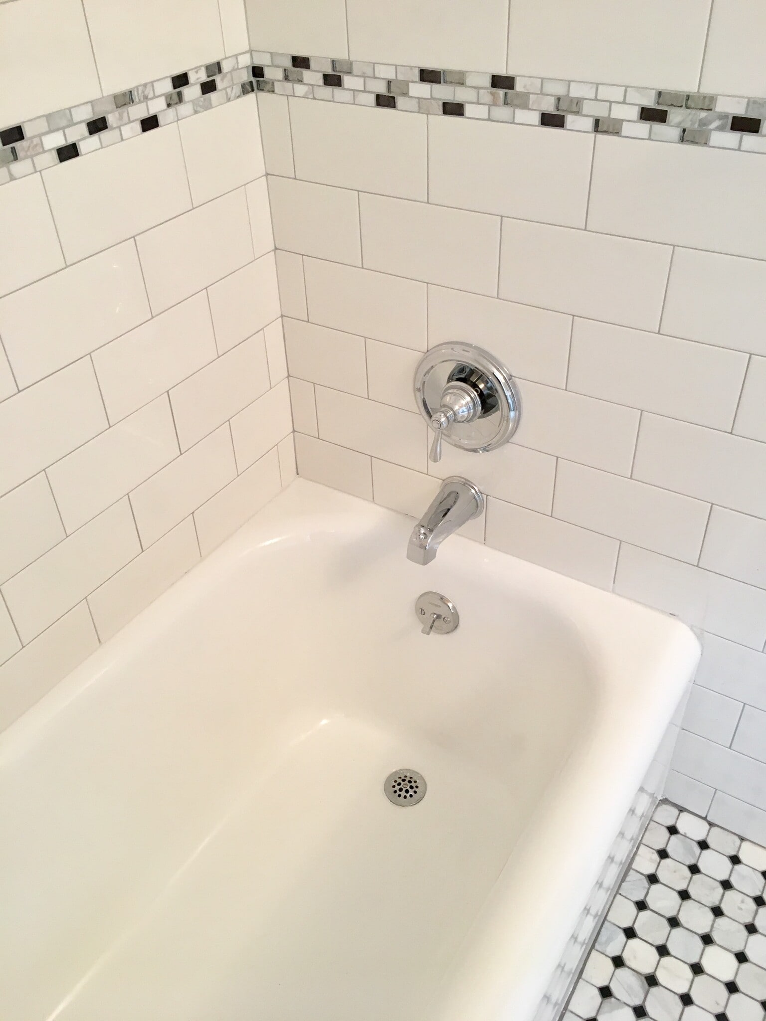 Building Photo - 2628 Traymore Rd