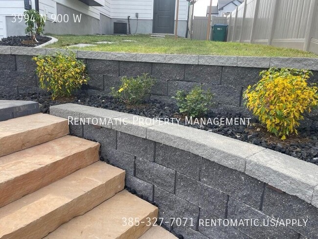 Building Photo - 3994 N 900 W