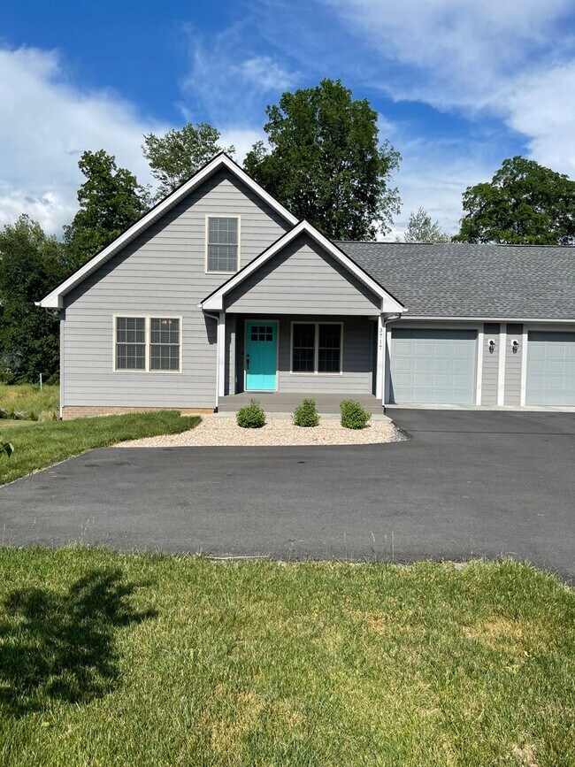 Building Photo - 3717 Port Republic Rd