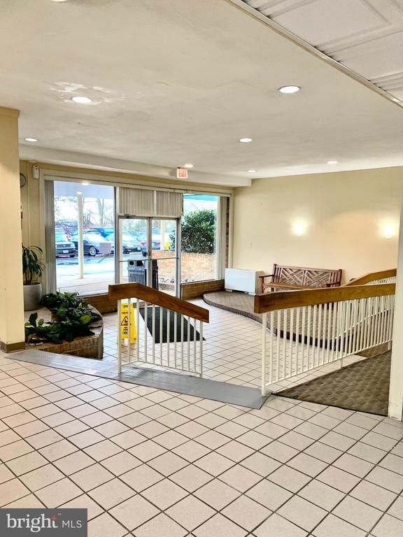 Building Photo - 5111 8th Rd S