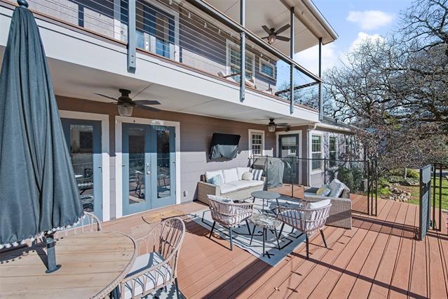 Building Photo - 2100 Daisy Ln