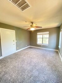 Building Photo - bed 1 bath in Paseo District