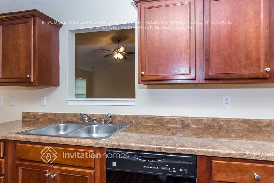 Building Photo - 200 Mills Creek Ln