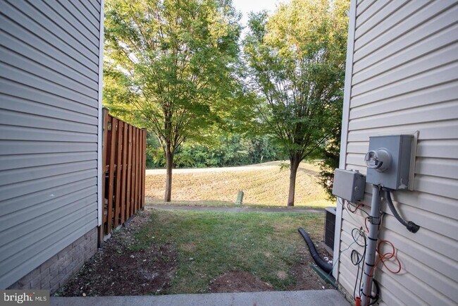 Building Photo - 2444 Terra Cotta Cir