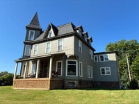 Building Photo - Charming 1-Bed Waterfront Oasis with Scenic Views in Eau Claire!