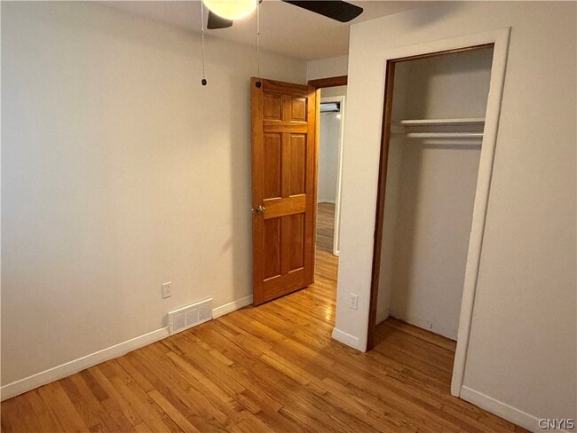 Building Photo - 8587 Caughdenoy Rd