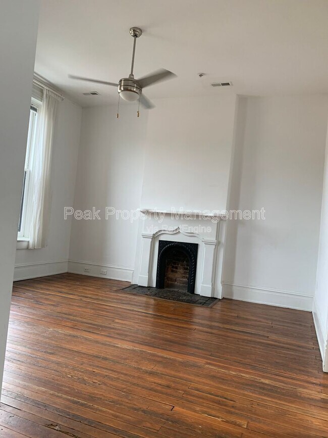 Interior Photo - 1309-1311 Hull Street