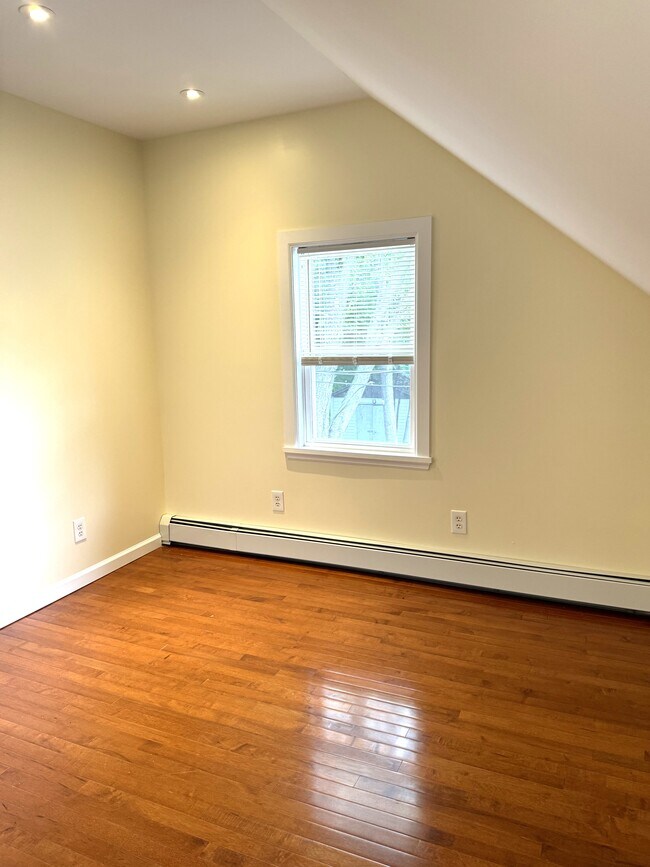 Building Photo - 64 Orrs Mills Rd