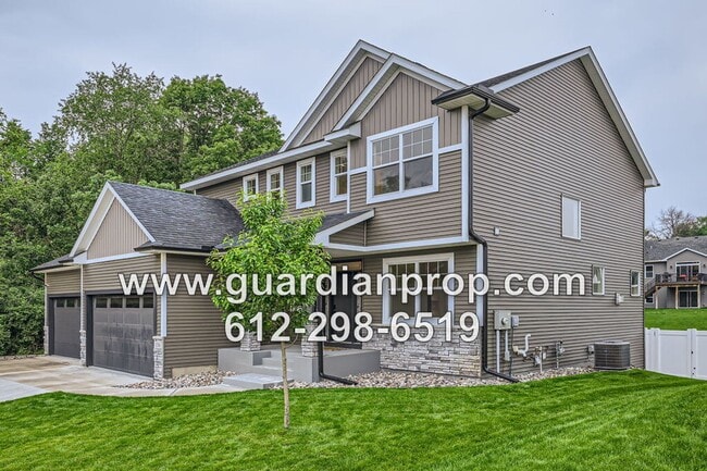 Building Photo - Executive Andover House Available Now, Ope...