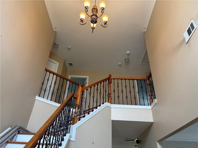 Building Photo - 12835 Morningpark Cir