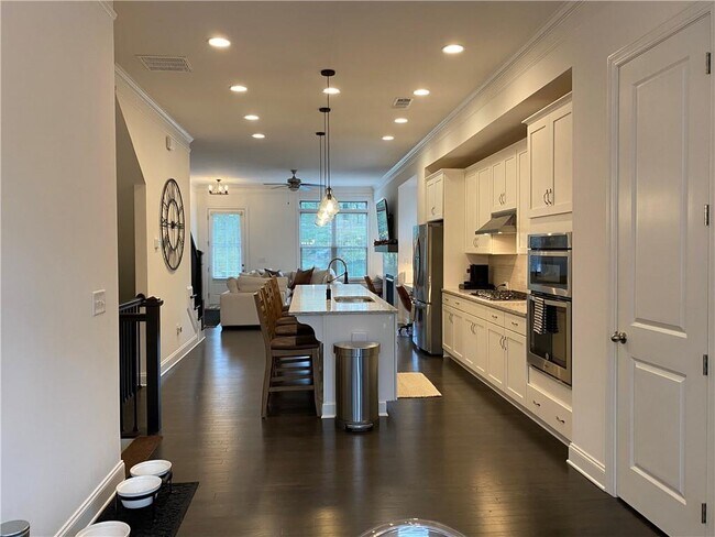 Building Photo - 2270 Mclean Chase
