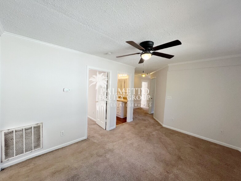 Building Photo - 823 Silver Ave