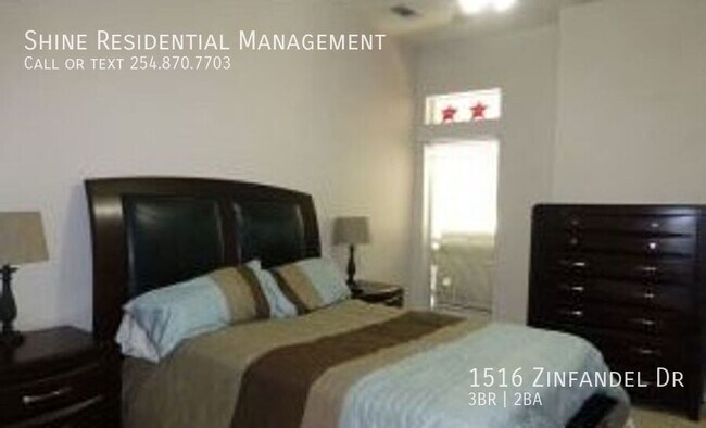 Building Photo - 1516 Zinfandel Dr
