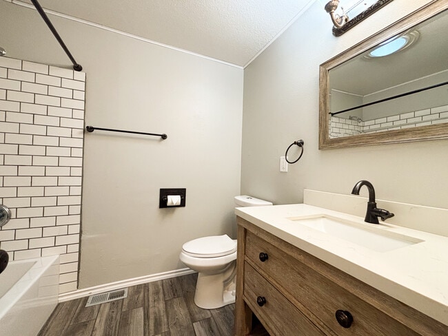 Building Photo - 4115 Tartan Way