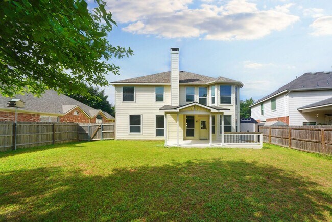 Building Photo - 4736 Green Bluff Dr