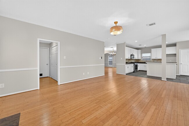 Building Photo - 21519 San Marino Dr