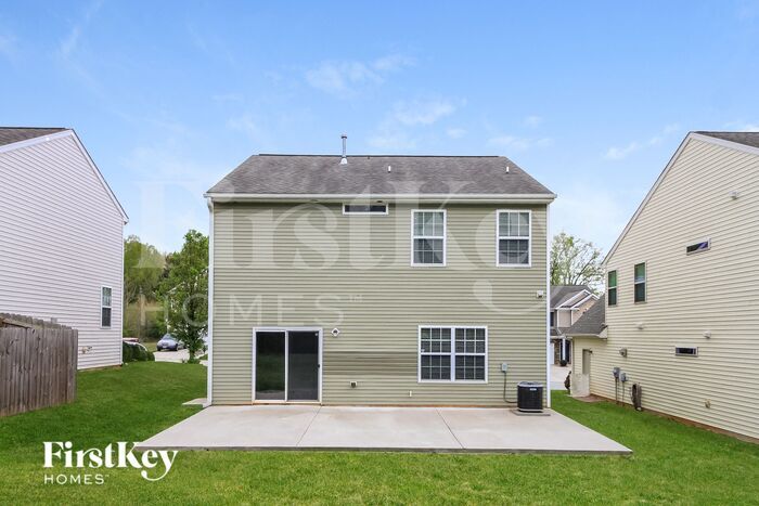 Building Photo - 812 Orchestra Dr
