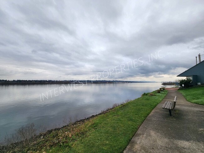 Building Photo - 153 N Hayden Bay Dr