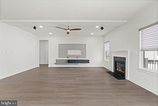 Building Photo - 7550 Mint Springs Ct