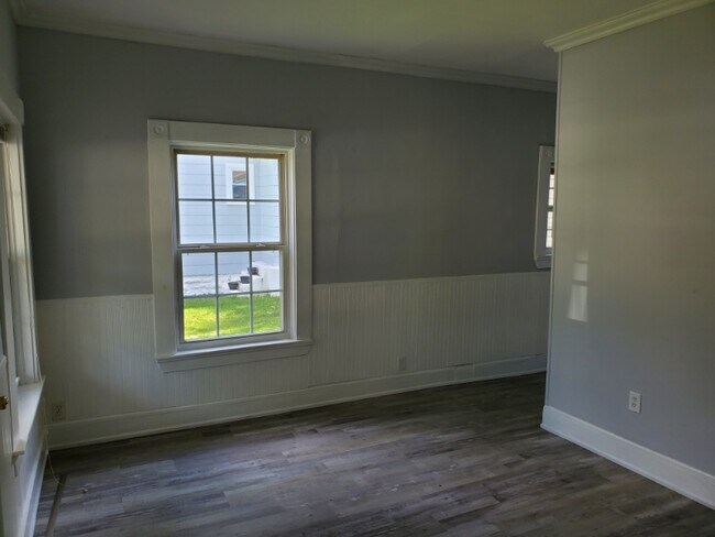 Building Photo - 4609 Whetsel Ave