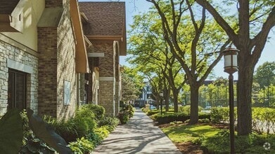 Clubhouse - Schaumburg- International Village