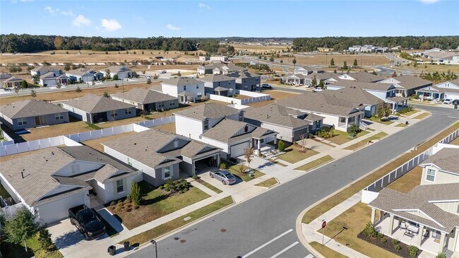 Building Photo - 6366 SW 77th Ave