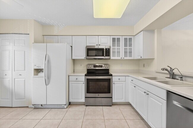 Building Photo - 5749 Gemstone Ct