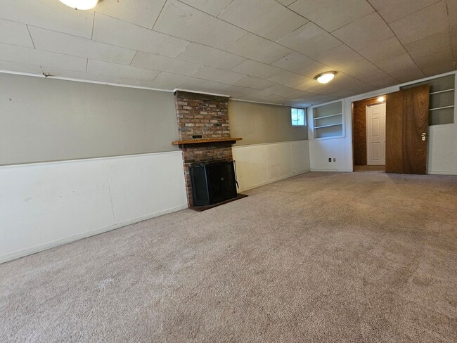Building Photo - Spacious SE Denver Ranch - Virginia Villag...