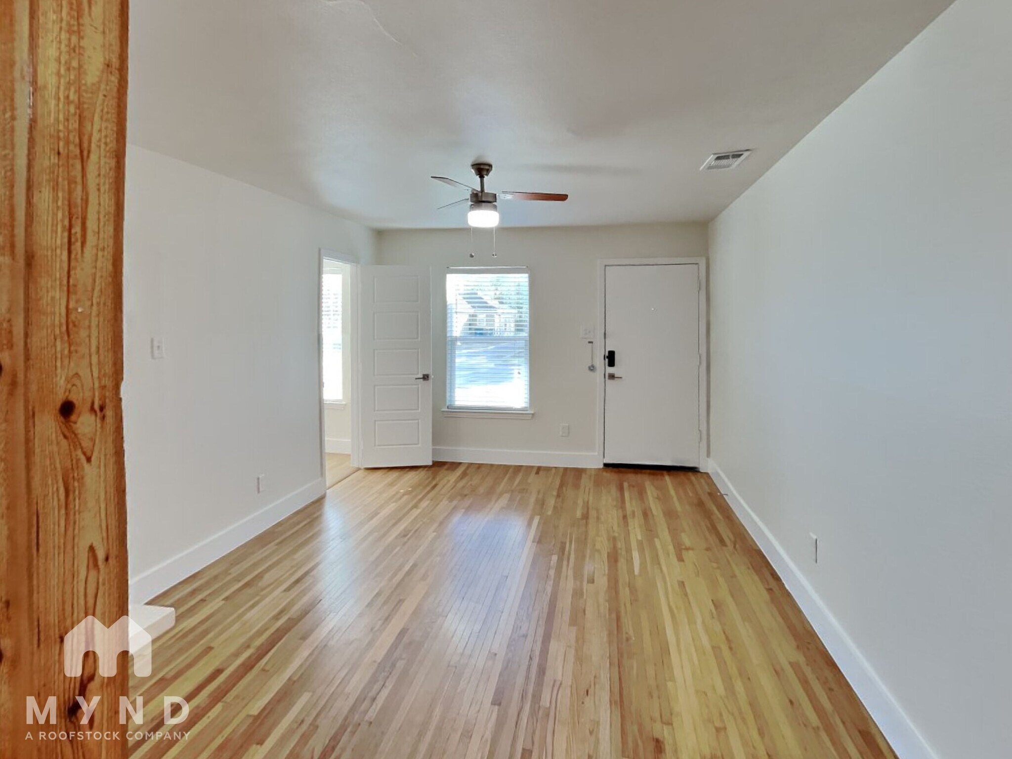 Building Photo - 3709 Mt Royal St