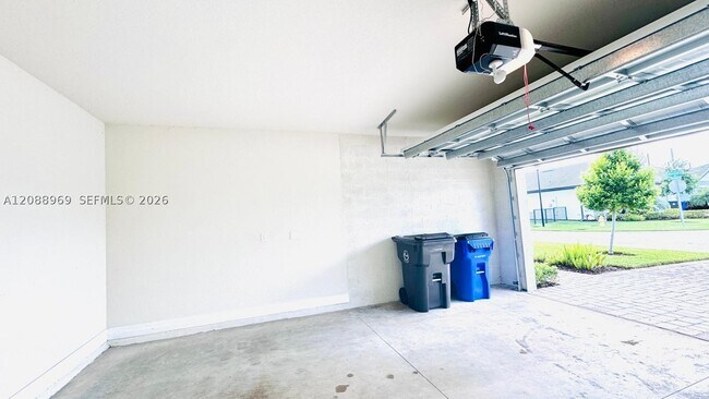 Building Photo - 3117 Buttonwood Ct