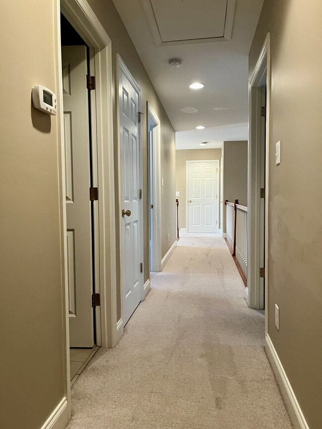 Building Photo - 4BR Home in Summer Rose with Two Primary Suites | 3,271 Sq Ft | Flexible Layout