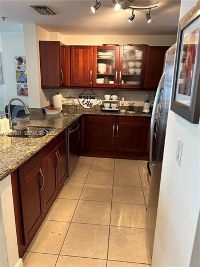 Building Photo - 7275 SW 90th St